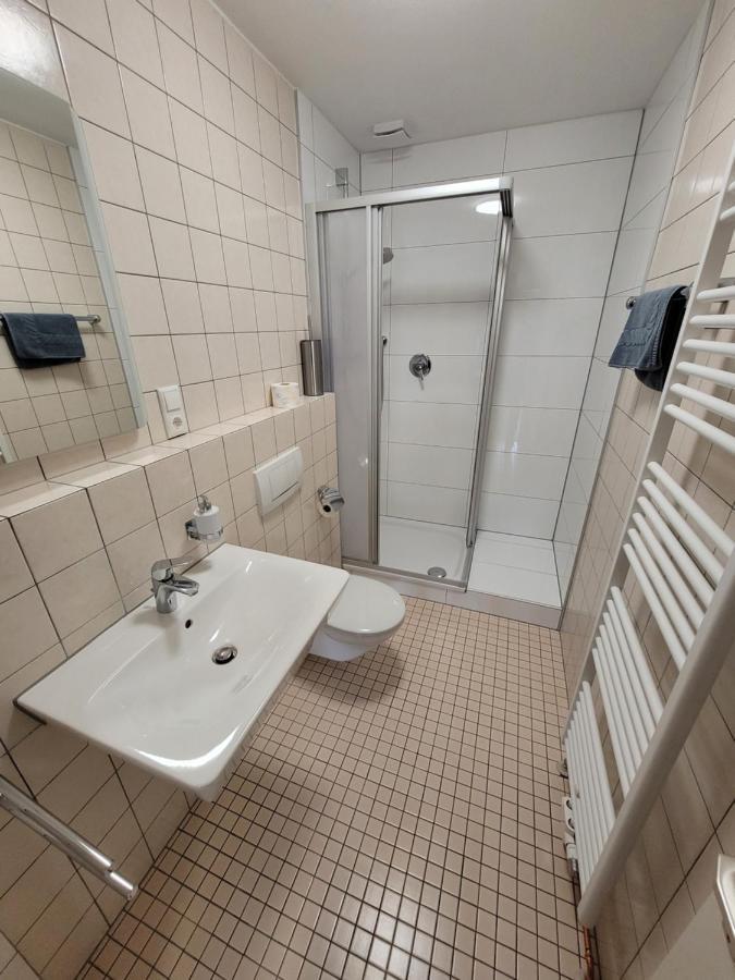 Guesthouse Wi Rooms 줄리흐 외부 사진