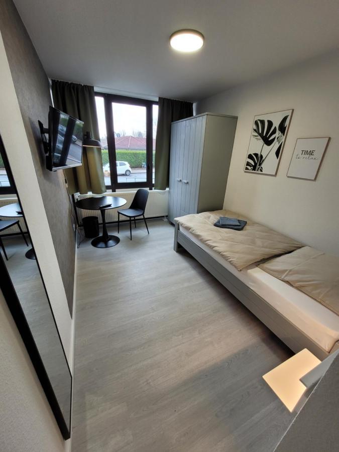 Guesthouse Wi Rooms 줄리흐 외부 사진