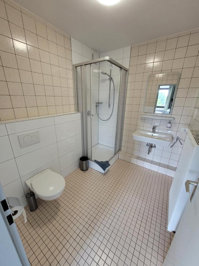 Guesthouse Wi Rooms 줄리흐 외부 사진