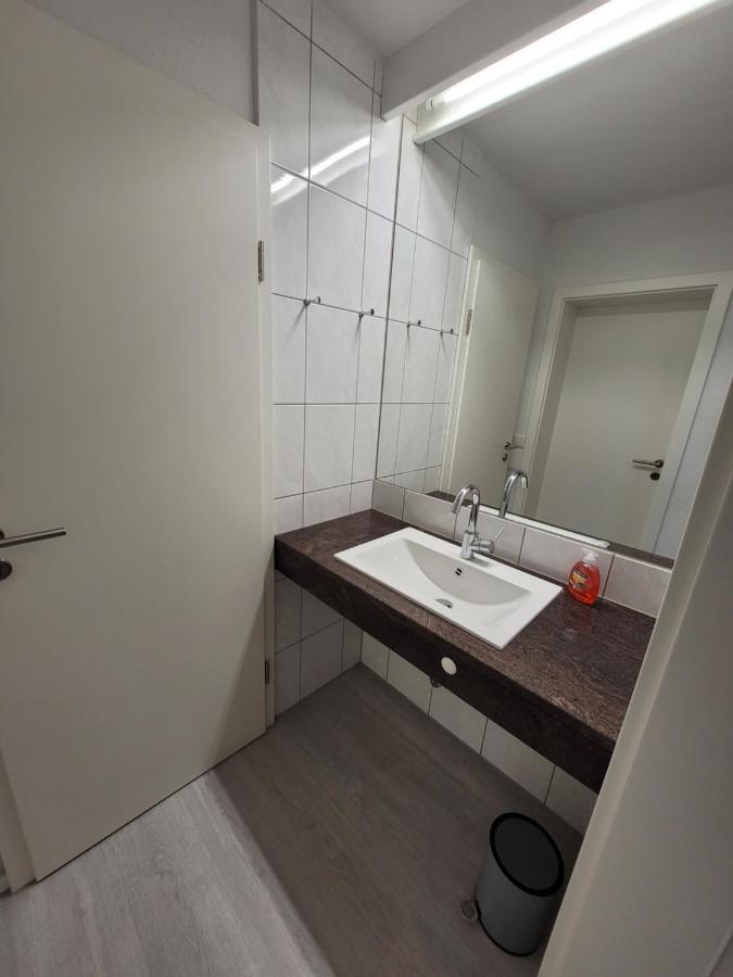 Guesthouse Wi Rooms 줄리흐 외부 사진