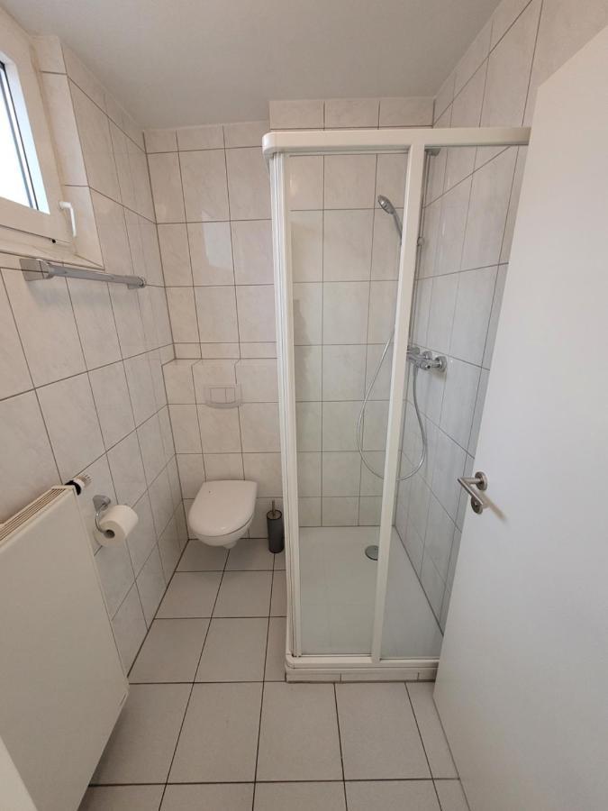 Guesthouse Wi Rooms 줄리흐 외부 사진