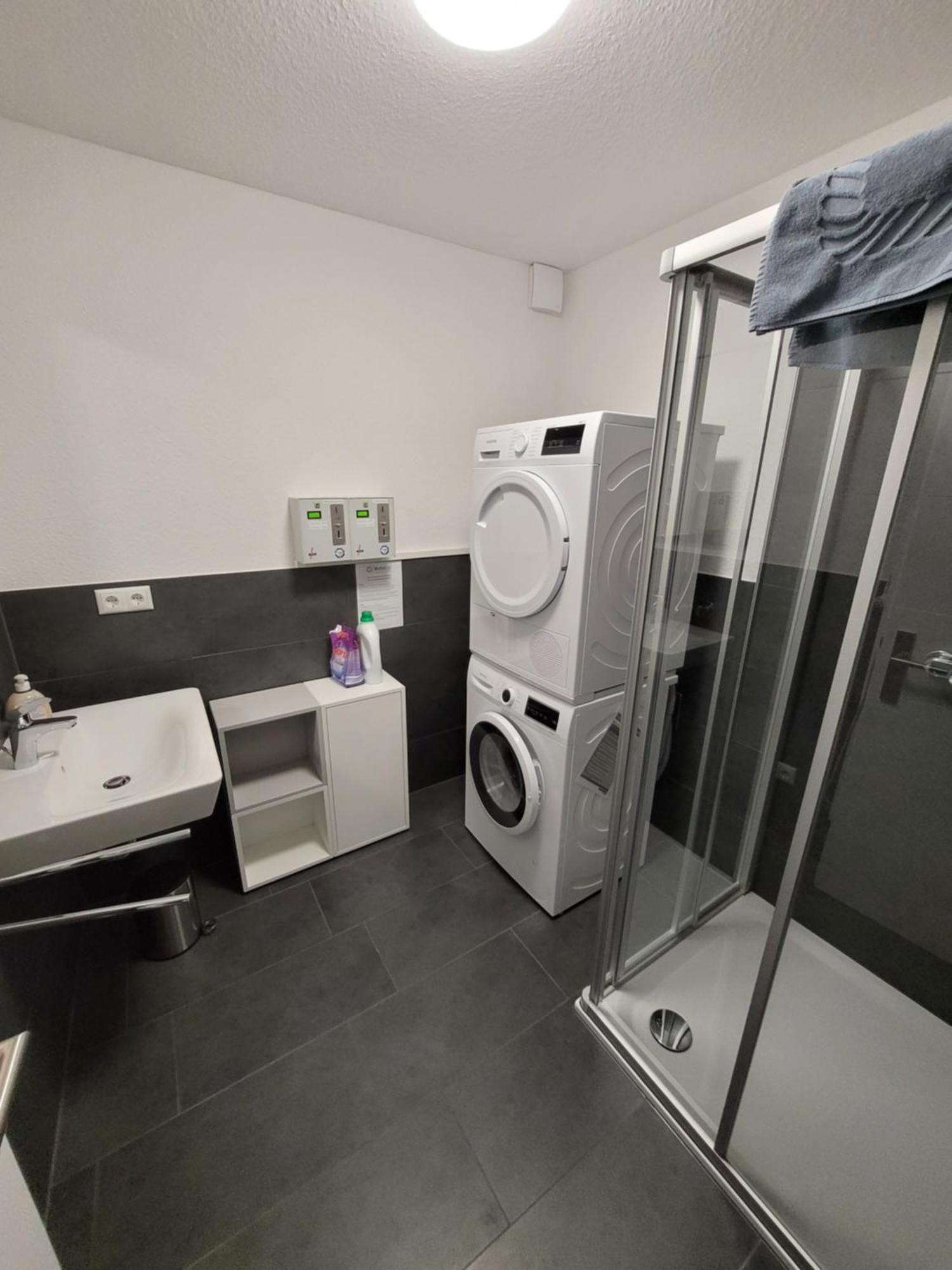 Guesthouse Wi Rooms 줄리흐 외부 사진