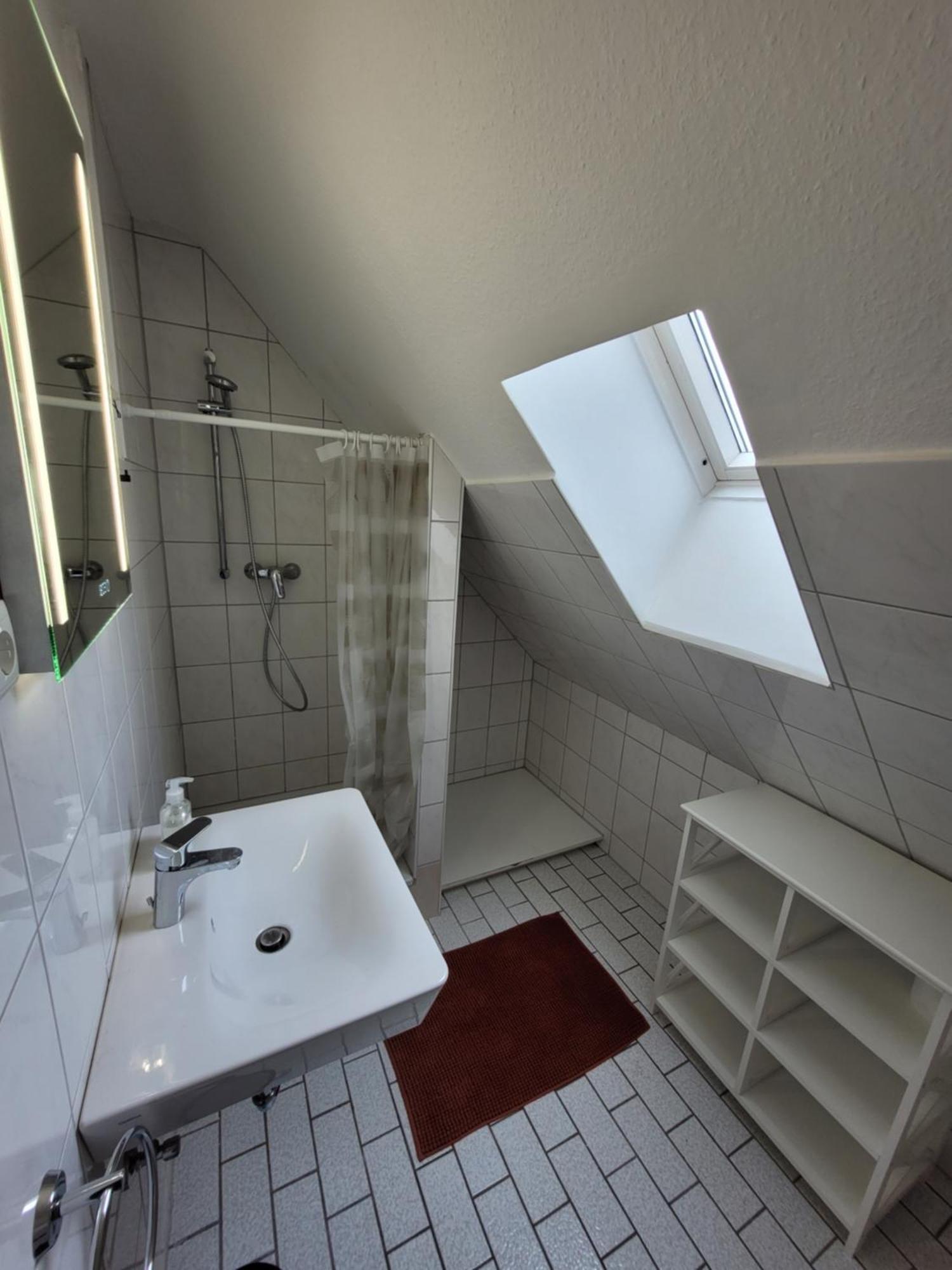 Guesthouse Wi Rooms 줄리흐 외부 사진